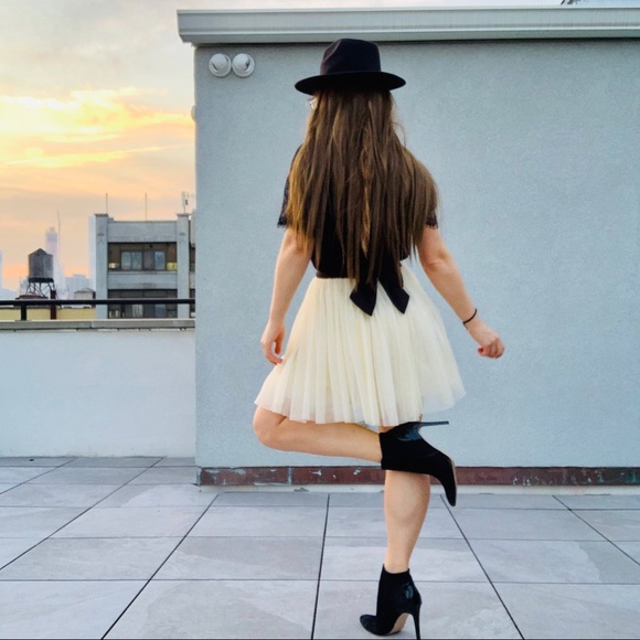 Twenty One Full Tutu A-line tule layered Skirt - Picture 8 of 16